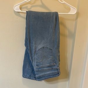 Levi’s Demi curve low rise skinny jeans